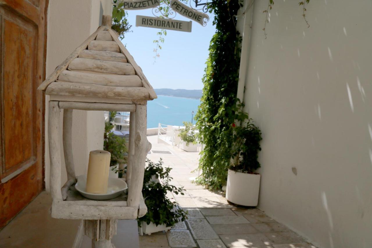 Piazzetta Petrone Apartments + Parking Vieste Exterior foto