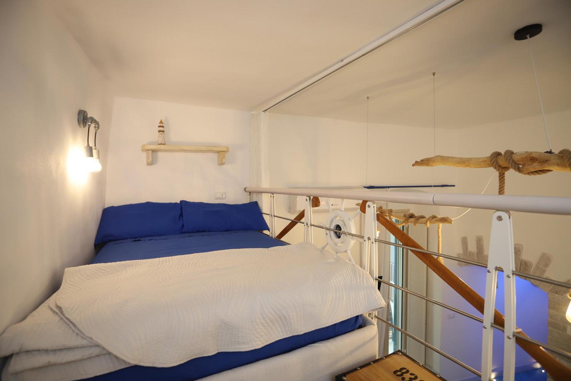 Piazzetta Petrone Apartments + Parking Vieste Exterior foto